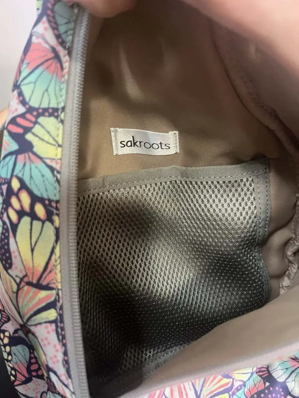 Sakroots go sling